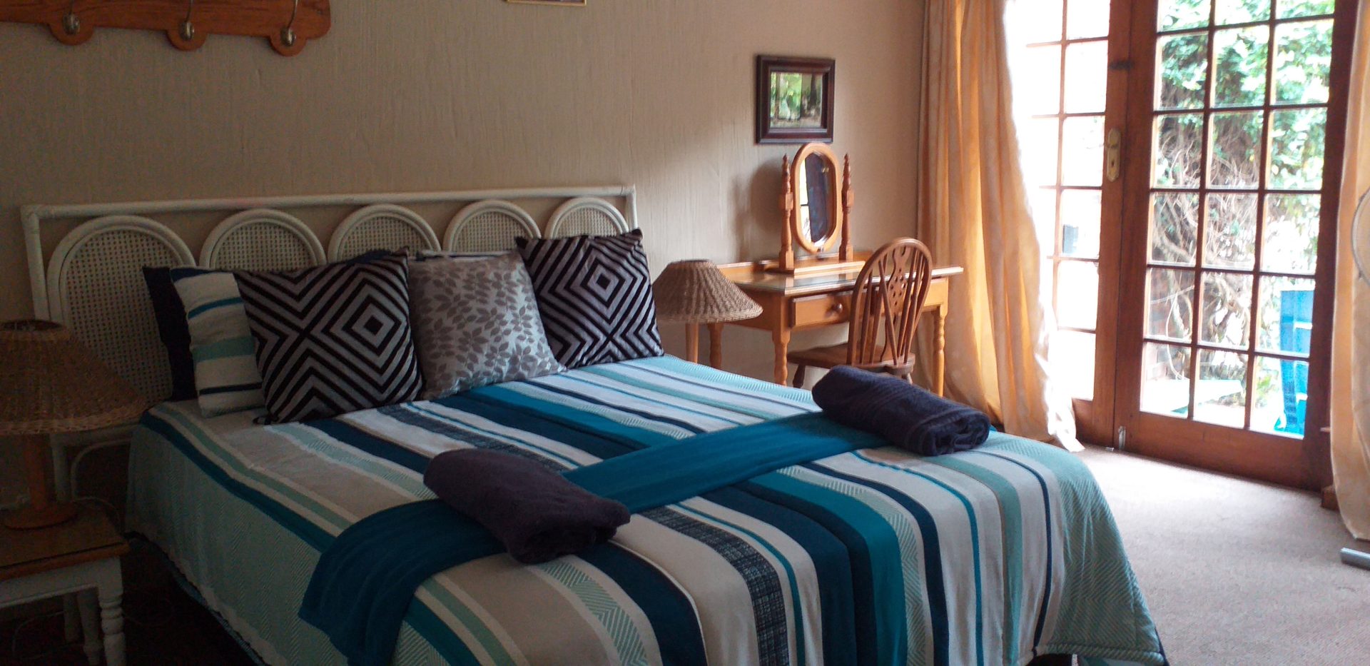 Double Room With Patio Breakfast Included